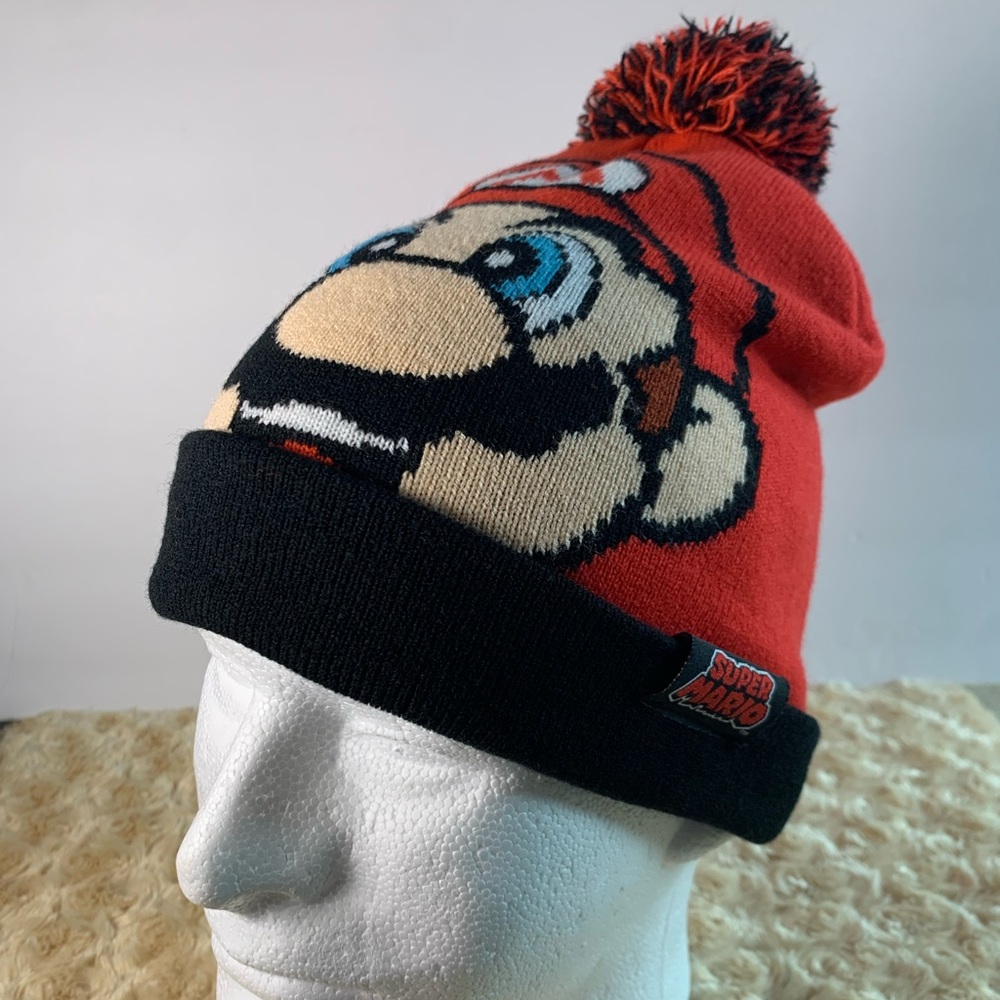 Nintendo Super Mario Bros. Winter Pom Beanie Hat O/S
